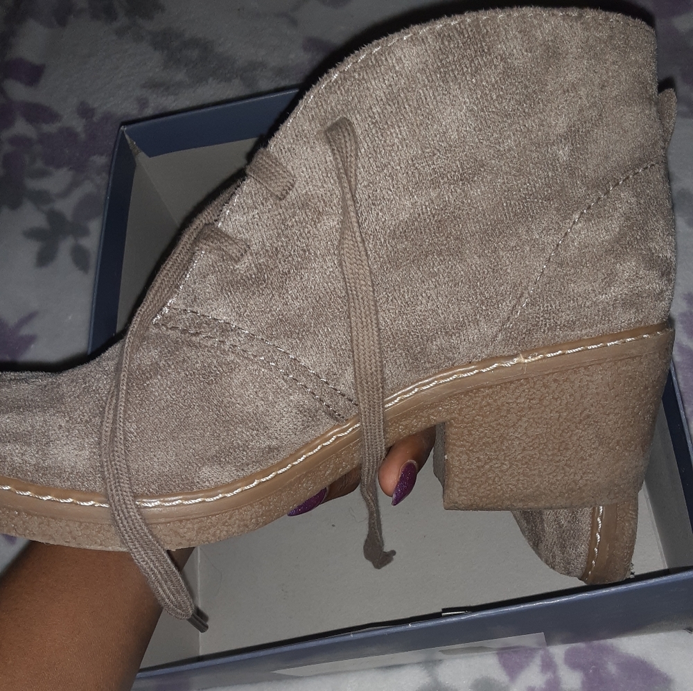 Healed boots